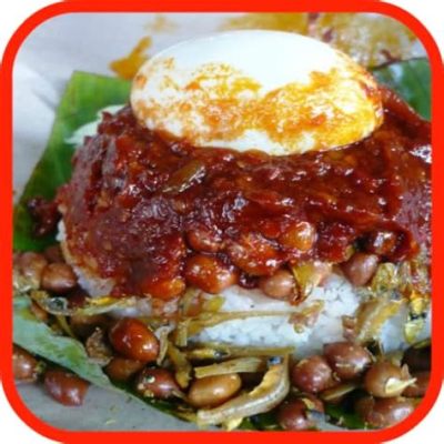  Nasi Lemak: Un'esplosione di sapori speziati e un aroma irresistibilmente invitante