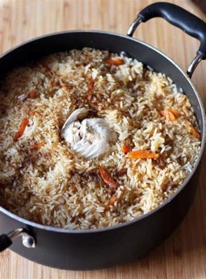 Plov alla Krasnodar: Una deliziosa sinfonia di riso pilaf speziato e succulente verdure arrostite!